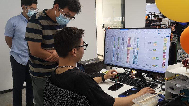 文化传媒公司项目合作合同范本：关键要素与注意事项**